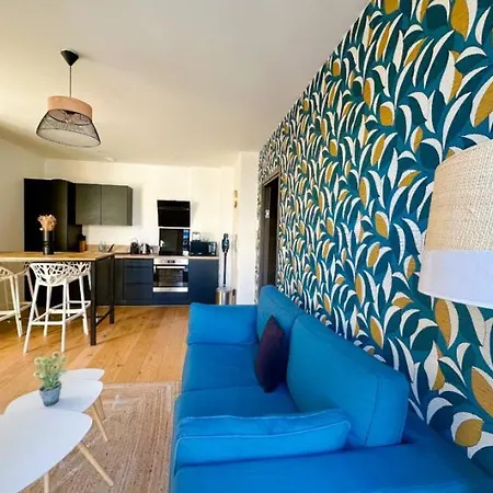 Appartement White House - The Sunny Avec Terrasse Et Parking Privé - 20 Min Centre