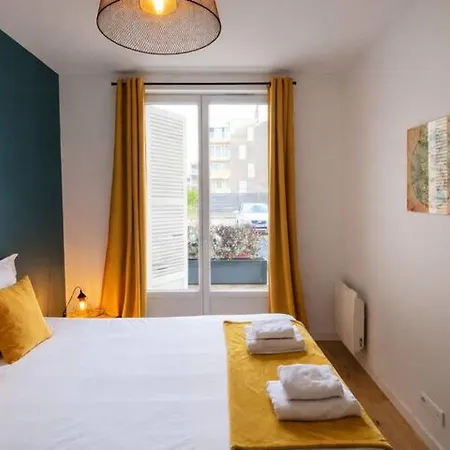 Apartment White House - The Sunny Avec Terrasse Et Parking Prive - 20 Min Centre