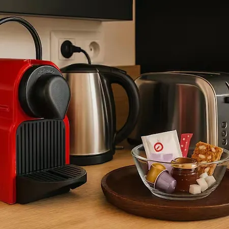 White House - The Sunny Avec Terrasse Et Parking Prive - 20 Min Centre Apartment *