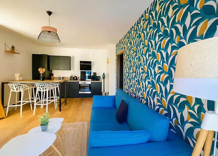 White House - The Sunny Avec Terrasse Et Parking Prive - 20 Min Centre Apartment *